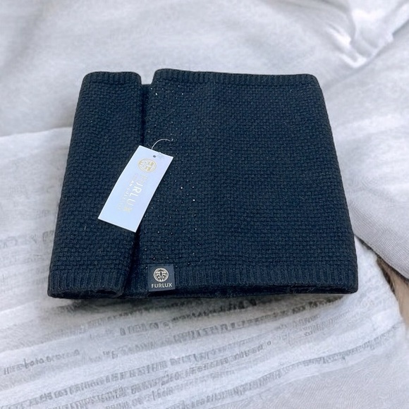 NWT FURLUX Wool/Cashmere Black Infinity Scarf Rhinestones - Picture 9 of 9